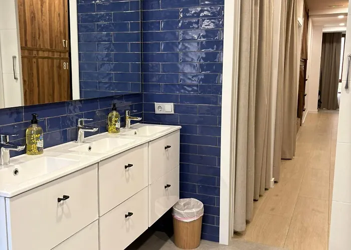 Vandrarhem Marevita Hostel-quiet & Super Hygienic With Privacy Beds-ideal For Winter Alicante