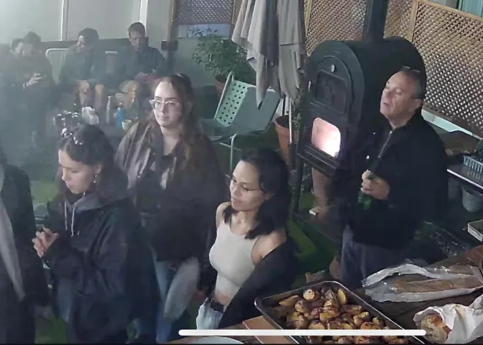 Vandrarhem Marevita Hostel-quiet & Super Hygienic With Privacy Beds-ideal For Winter Alicante